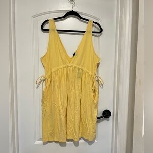 BRAND NEW - Yellow Dress - Size L